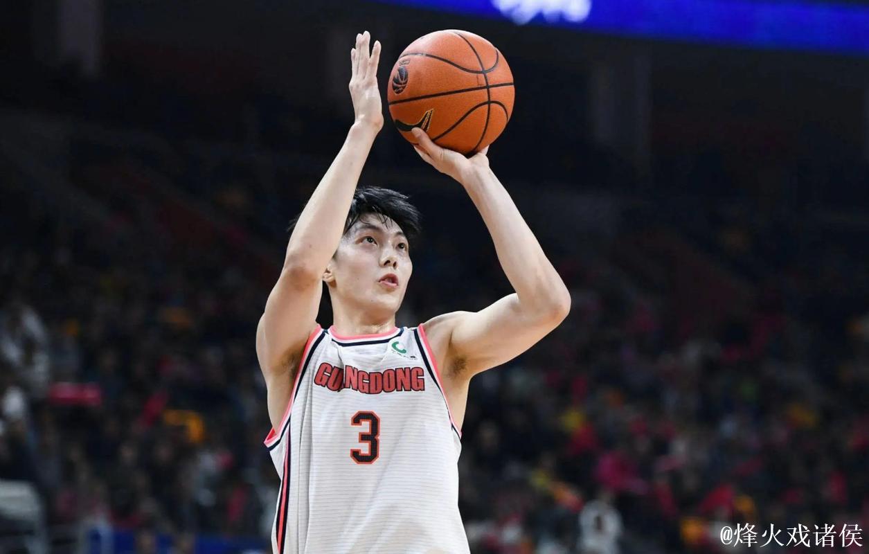 古德温26分山西双杀广东 胡明轩25分难救主 古德温26分山西双杀广东 胡明轩25分难救主